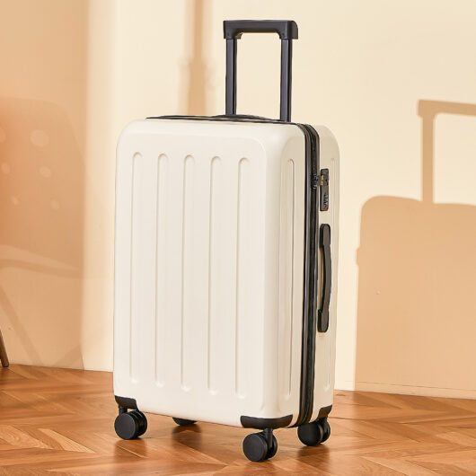9 Bess Store Master Quality Luggage