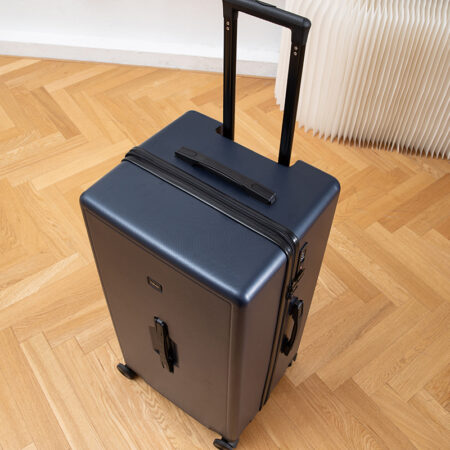 6 Bess Store Master Quality Luggage